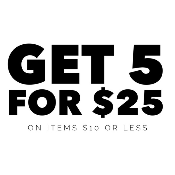 5 for $25 ⭐️ High Rise White Denim Skirt - Picture 2 of 6